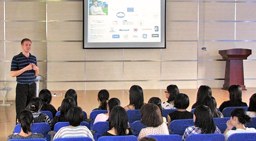  美國(guó)東北大學(xué)訪問我校國(guó)際項(xiàng)目部 