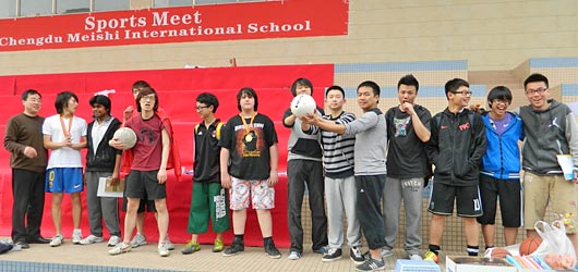  2011--2012學(xué)年國(guó)際項(xiàng)目部運(yùn)動(dòng)會(huì) 