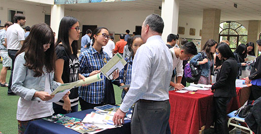  融合部舉辦22所海外大學現(xiàn)場招生咨詢會 