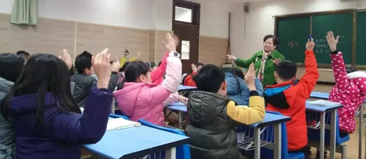  【PYP動態(tài)】愿做那一片護花的春泥--PYP家校學(xué)習(xí)社區(qū) 張奶奶筆友會 