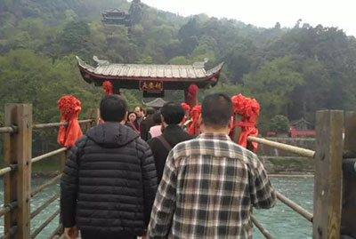  【春深正當游】高二年級：都江堰踏春 