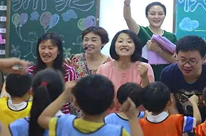  【活動(dòng)在線】擁抱快樂(lè)——一六班慶祝六一特別活動(dòng) 