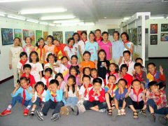 我校中小學(xué)生參加四川省首屆中小學(xué)生“未來之星”美術(shù)展（01/06/03）