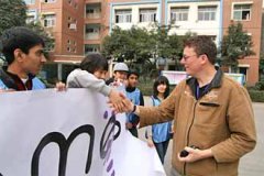  成功的典范--奧斯卡獲獎(jiǎng)?wù)呱W臨美視 