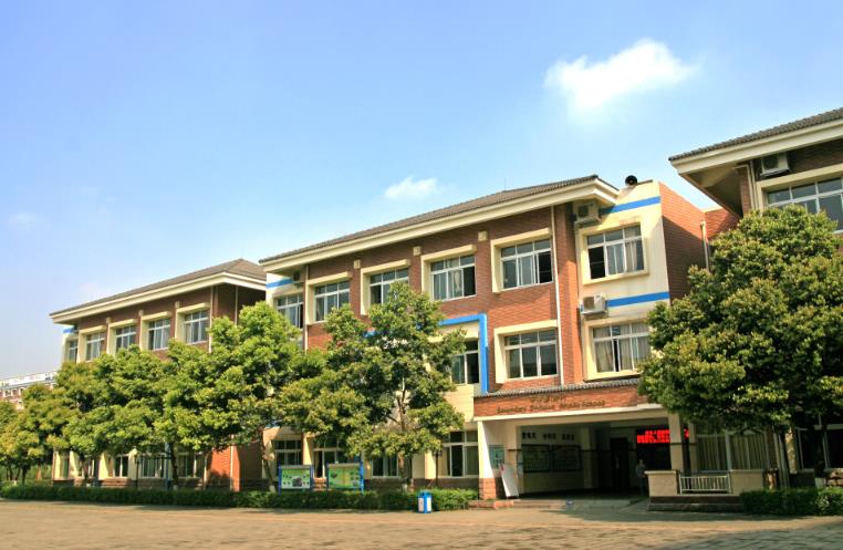 關(guān)注 | 我校2022級初中一年級新生隨機(jī)錄取結(jié)果已確定