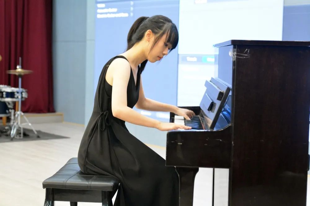 音樂(lè)才女?dāng)埆@港大、港中大、港科大等多封世界名校offer！