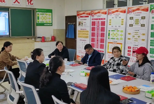 “家校同心聚合力，共赴成長(zhǎng)繪藍(lán)圖”——中學(xué)部召開(kāi)2023-2024學(xué)年下期新學(xué)期家校共育工作會(huì)